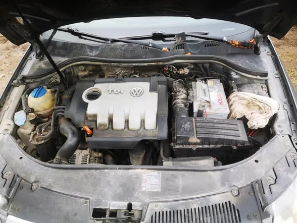 Öljypumppu OEM 038115121a VW Passat 2.0L 2007 image 6