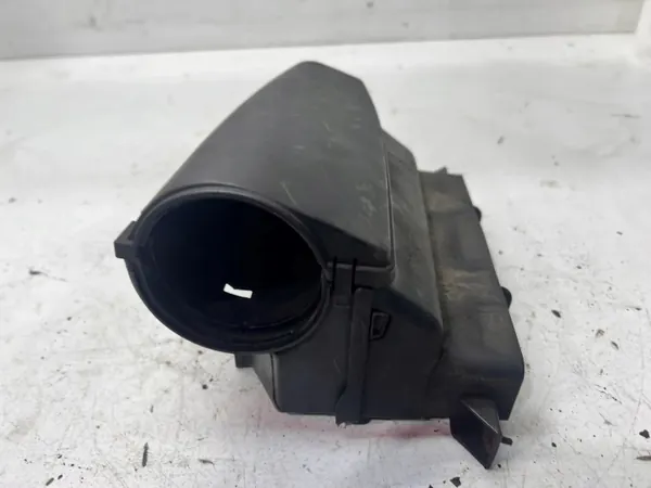 Prise d'air Audi A3 8P OEM 1K0805962E - Occasion image 4