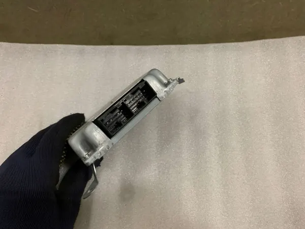 Module de suspension pneumatique Lexus RX 450H OEM 8924348020 image 3