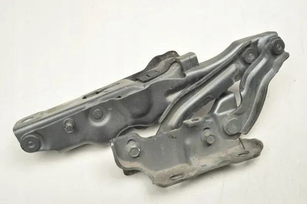 Dobradiça do Capô Volvo S90/V90 II OEM 31651860 Esquerda image 4