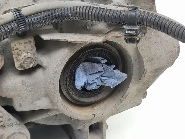 Différentiel arrière Mitsubishi Outlander OEM T02GS3230 image 3