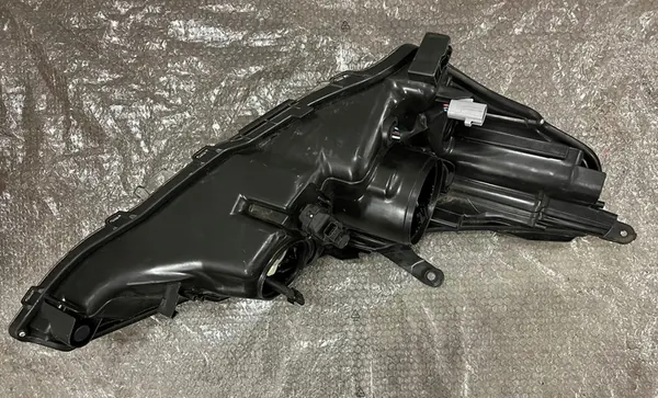 Faros izquierdo Toyota Verso 2013 image 3