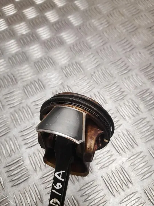 Biela BMW 1 2012 image 3