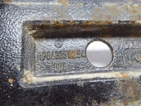 Mercedes Sprinter lehtijousituki OEM A9063250254 image 3