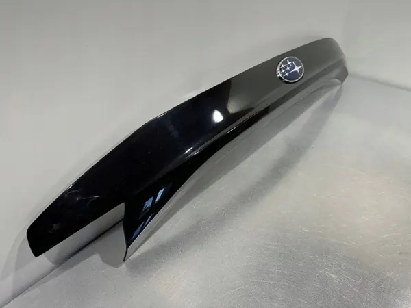 Moldura maletero Subaru Forester OEM 91112SJ080 - Usado image 8