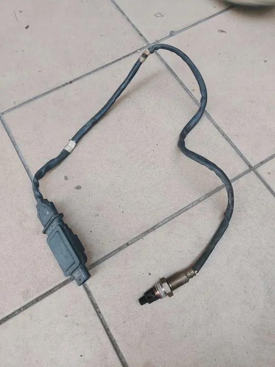 Sensor NOx VW Audi Seat Skoda 05L907807N image 2