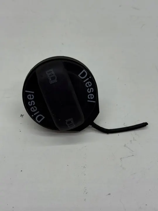 OEM 3C0201553K Diesel-polttonesteen korkki Audille image 2