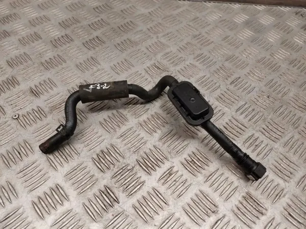 Válvula de vacío Audi Q3 OEM 5Q0133366L - Usado image 2