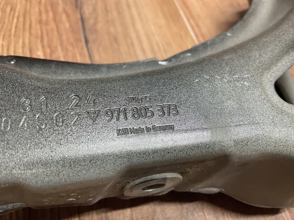 Support d'aile gauche Porsche OEM 971805373 Occasion image 6