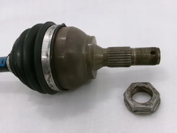 PEUGEOT 2008 1.5 BLUEHDI Joint CV Gauche image 2