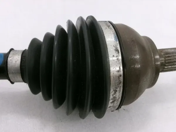 PEUGEOT 2008 1.5 BLUEHDI Joint CV Gauche image 5