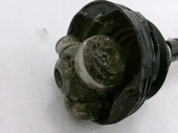 PEUGEOT 2008 1.5 BLUEHDI Joint CV Gauche image 7