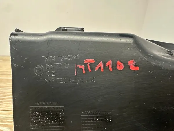 BMW 1 F20 Duto de ar de freio esquerdo 51747245781 image 2