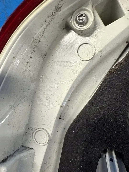 Conjunto de Luz Trasera Derecha Volvo XC70 image 6