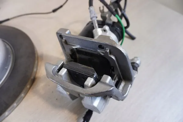 Remschijven & Blokken OEM 6883979 voor BMW image 3
