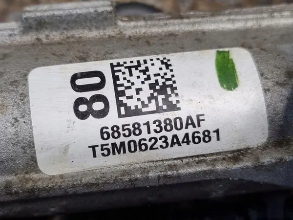 Direção Jeep Grand Cherokee WL 3.6 Limited 2023- image 7