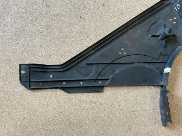 Protection réservoir gauche OEM 8055787 BMW 6 image 8