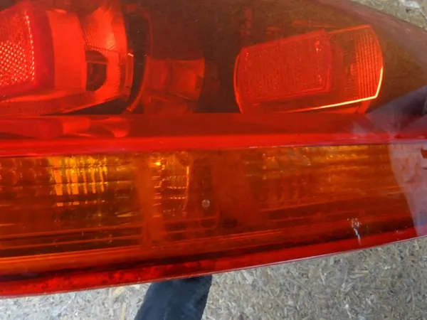 AUDI TT 8J 06- Luz Trasera Derecha Cereza Oscura 8J0945096C image 5