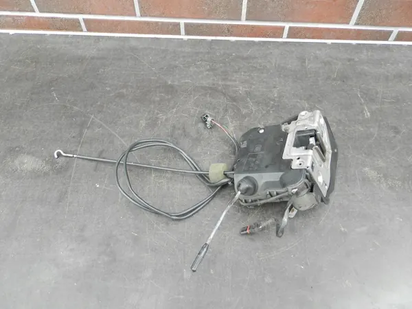 Vordere Linke Türschloss Mercedes E W211 S211 2117200935 image 2