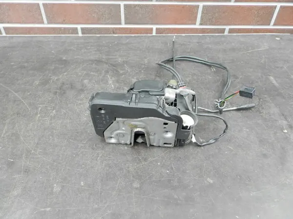 Vordere Linke Türschloss Mercedes E W211 S211 2117200935 image 5