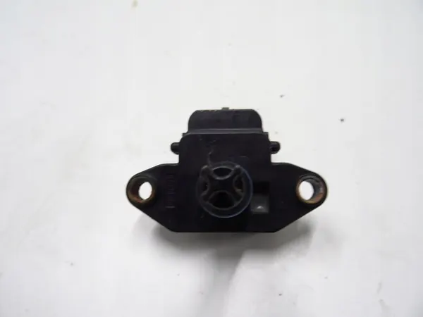 Boost Pressure Sensor Opel Insignia 2.0 Turbo OEM image 2