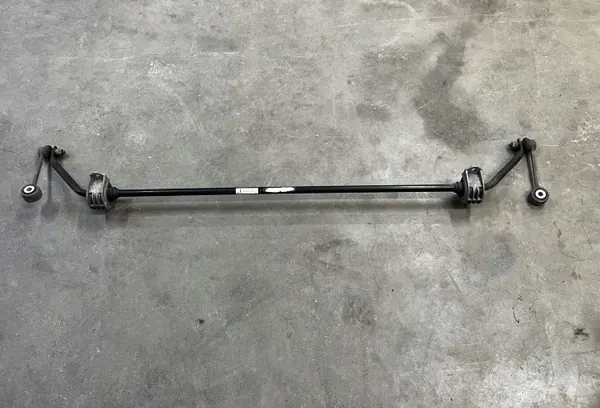 OEM 97033370106 Taka Stabilointitanko Porsche Panamera image 2
