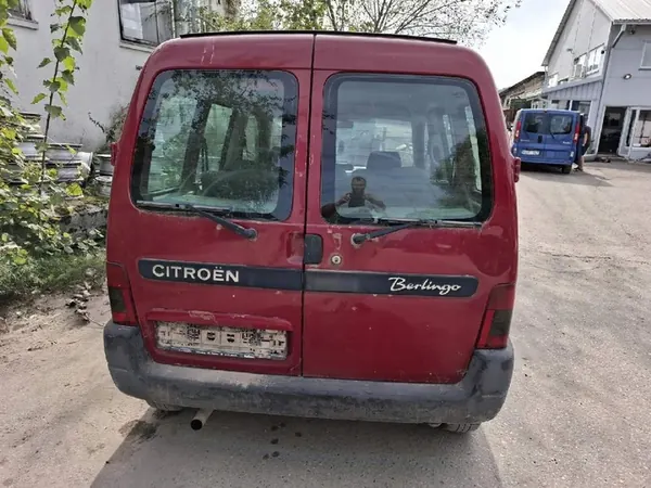 Citroen Berlingo Alternator 2005 1.9L OEM 9638275880 image 9