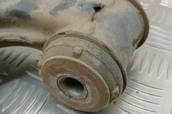 Braccio di Controllo Anteriore Destro MERCEDES-BENZ SL A1243303107 image 2