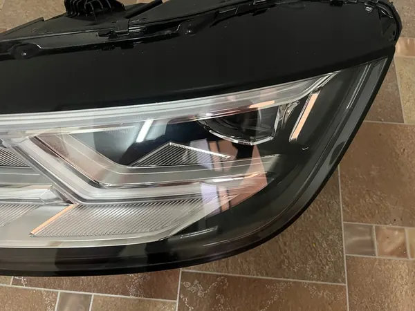 Faros delanteros izquierdo Audi Q5 II Full LED Matrix OEM 80A image 4