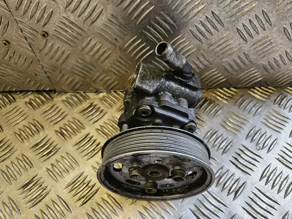 Audi Q5 SQ5 2011 Stuurbekrachtigingspomp OEM 8R0145154B image 3