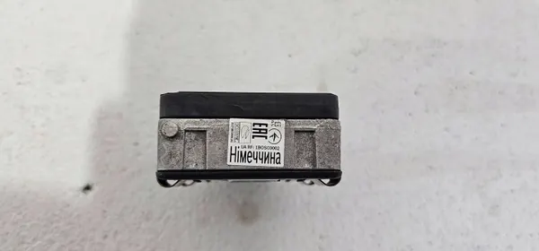 OEM 3Q0907550B etututkasensori VW/Audi:lle image 8