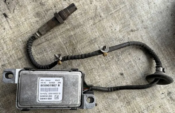 Módulo sensor NOx OEM 8E0907807B para Audi A4 B6 2.0e image 2