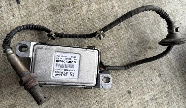 Módulo sensor NOx OEM 8E0907807B para Audi A4 B6 2.0e image 8