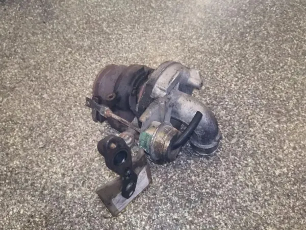 Turbo OEM 6110967099 pour Mercedes-Benz Viano image 2