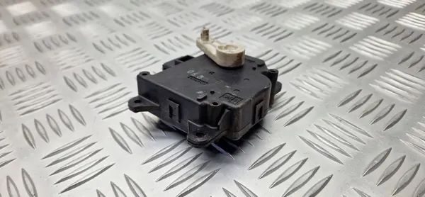 Air Vent Actuator Honda Civic AW0637008300 image 2