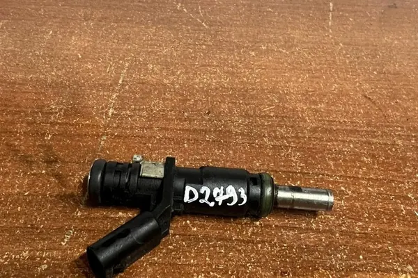 Injektor MERCEDES-BENZ E (W212) diesel 2010 A2720780249 image 2