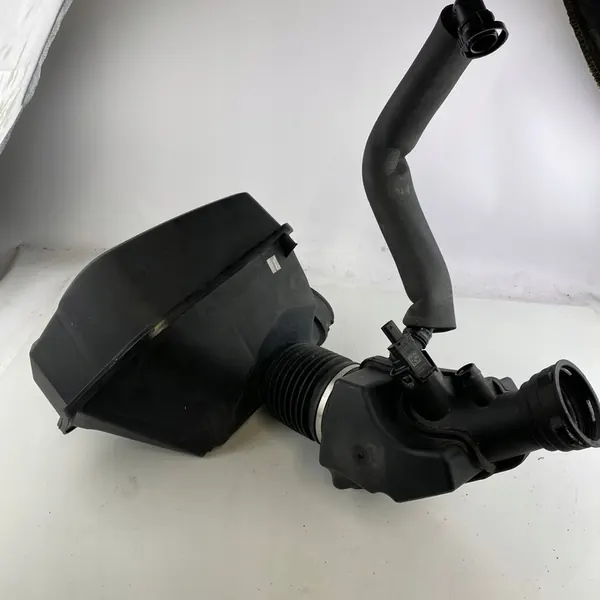Carcaça do Filtro de Ar + Resonador BMW 2.0 G20 G21 G22 G23 image 6