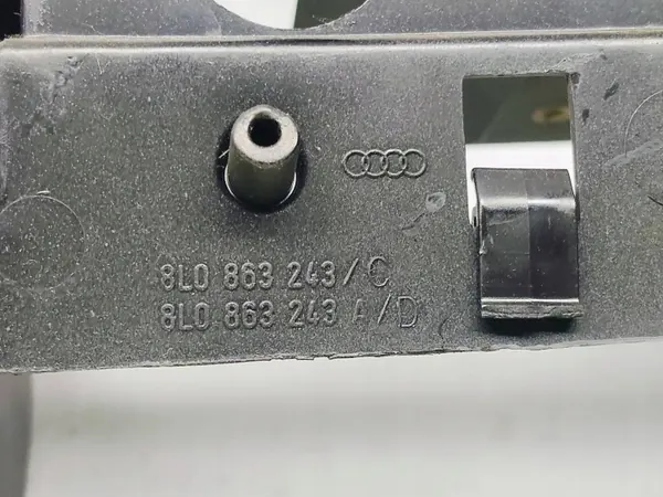Cadre Radio Audi Poche Boîtier OEM 8L0863243C image 3
