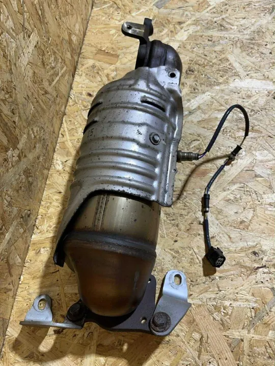 OEM Katalysator + Sensor Honda HR-V 1.5i V-TEC image 3