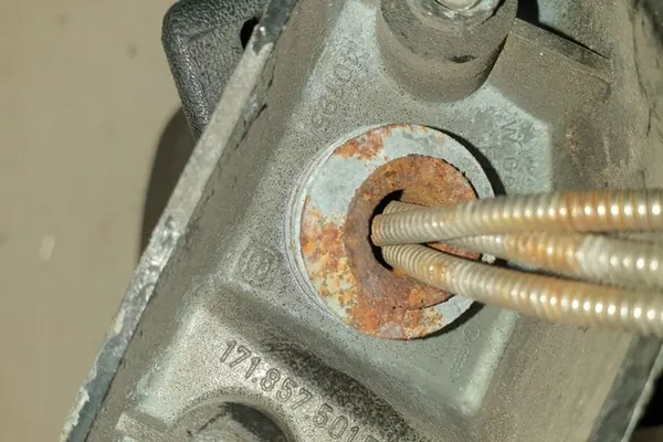 Vasen peili VW GOLF II 1984 image 2