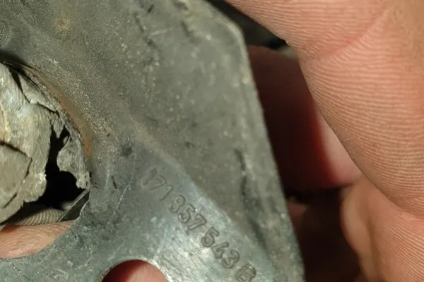 Vasen peili VW GOLF II 1984 image 6