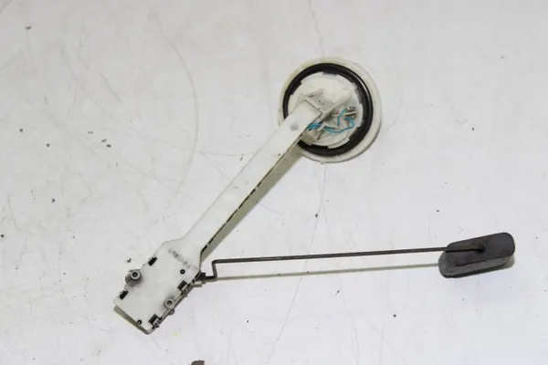 Mercedes W210 Bränslenivåsensor OEM 2105421617 image 6