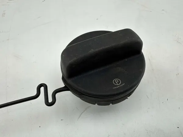Tapa de combustible Toyota Corolla E210 OEM LAA21175 - Trasera image 3