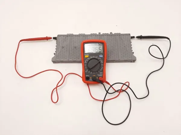 Toyota Prius batterijcel OEM 02YBDB02068E Gebruikt image 8