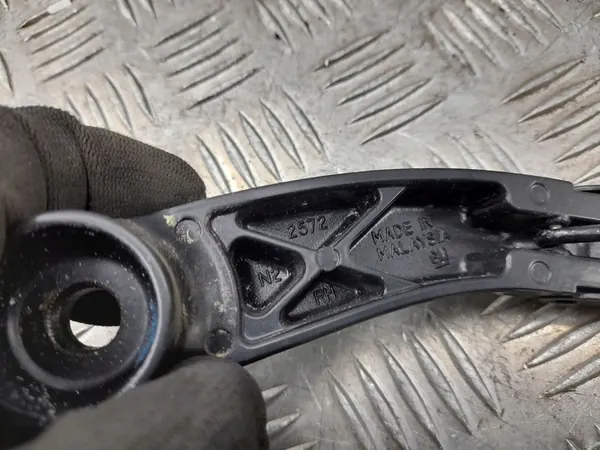 Front Wipers CHEVROLET CAMARO 3.6L 2572 image 2