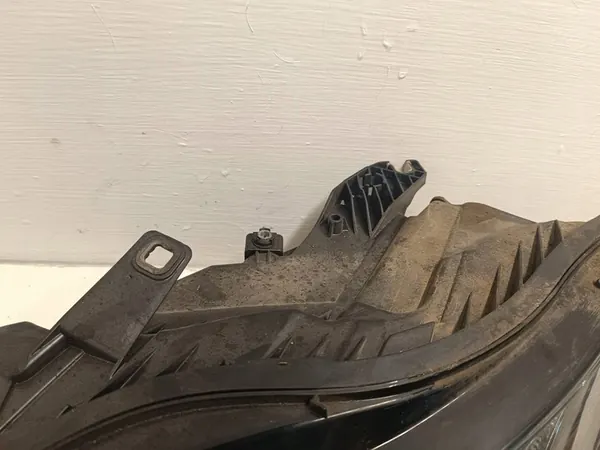 Linkes Frontscheinwerfer Audi A6 Allroad C7 4G0941773D image 2