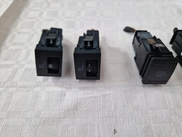 VW POLO IV LIFT Noodlichtschakelaar 6Q0953235A image 2