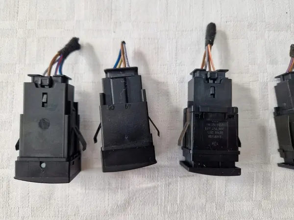 VW POLO IV LIFT Noodlichtschakelaar 6Q0953235A image 6