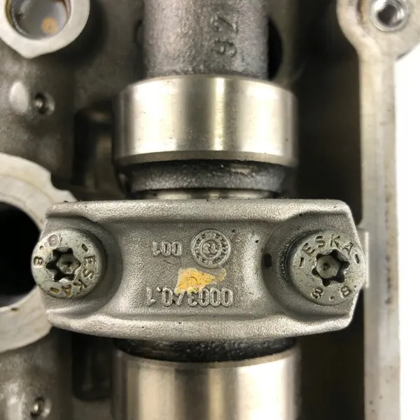 Cabeza de Cilindro Mercedes V8 AMG Derecha image 10