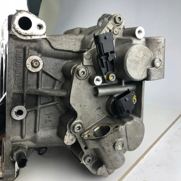 Cabeza de Cilindro Mercedes V8 AMG Derecha image 7